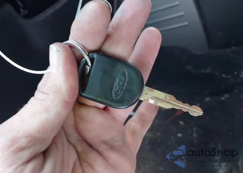 2007 Ford F-150 Fx4/Lariat/Xl/Xlt z USA, uszkodzony, nr VIN 1FTPX14557FB60744